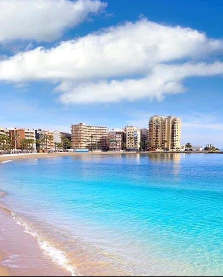 Julia'S Paradise Apartment Torrevieja Eksteriør bilde