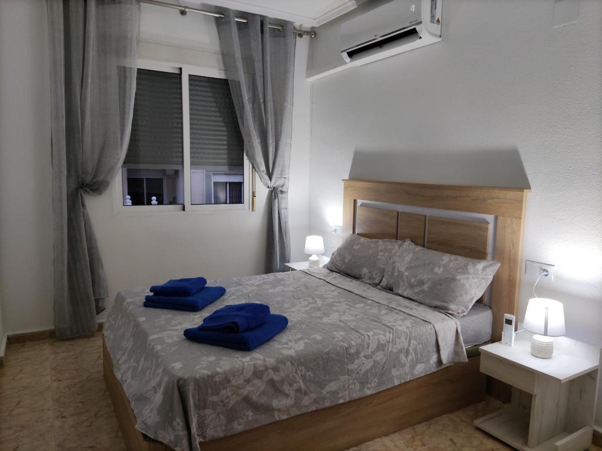 Julia'S Paradise Apartment Torrevieja Eksteriør bilde